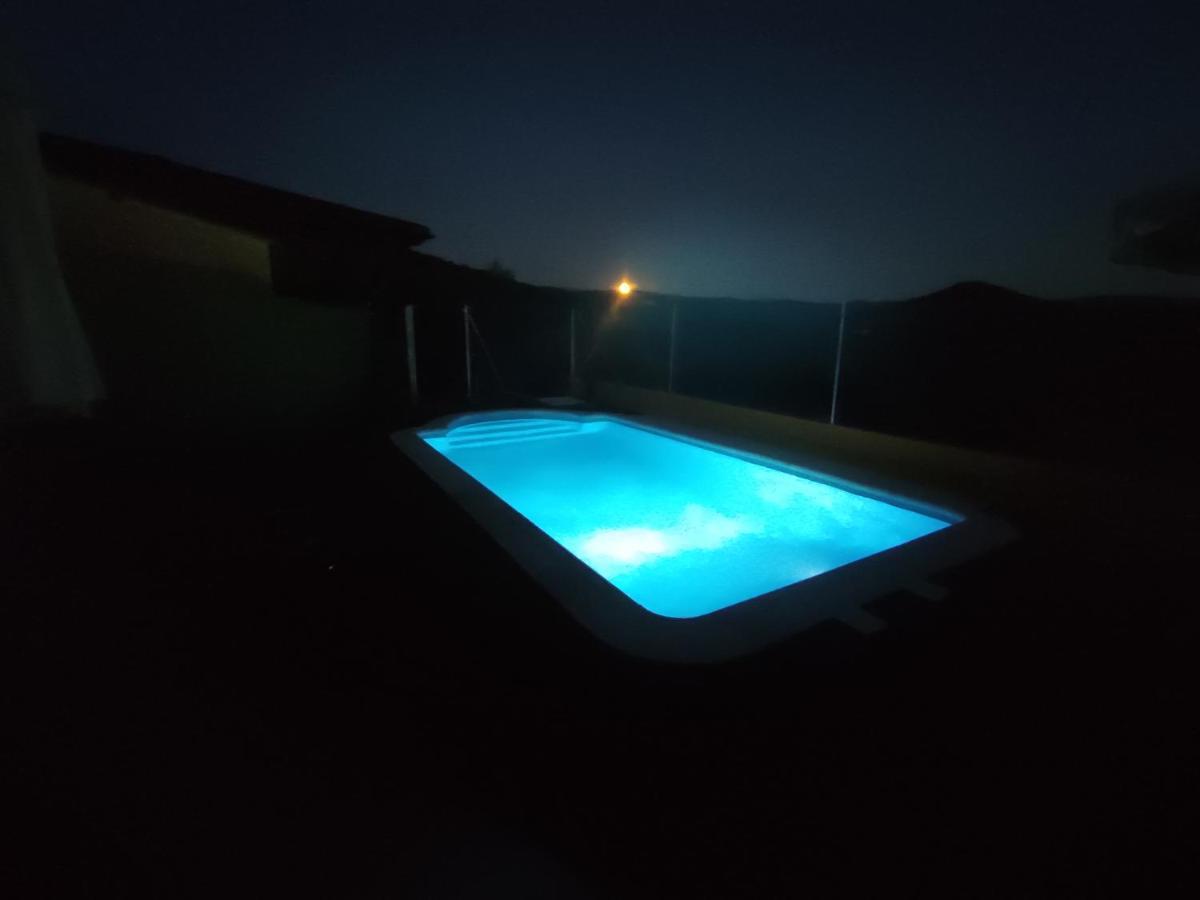 Casa Rural Los Olivos Sotoserrano ภายนอก รูปภาพ