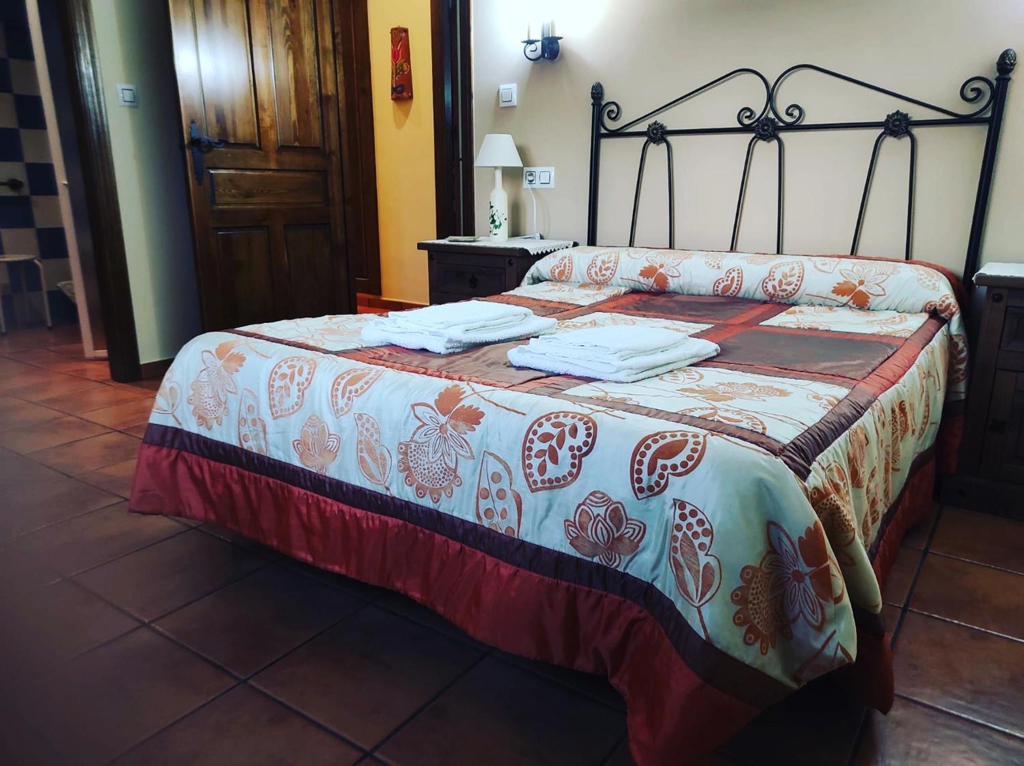 Casa Rural Los Olivos Sotoserrano ภายนอก รูปภาพ