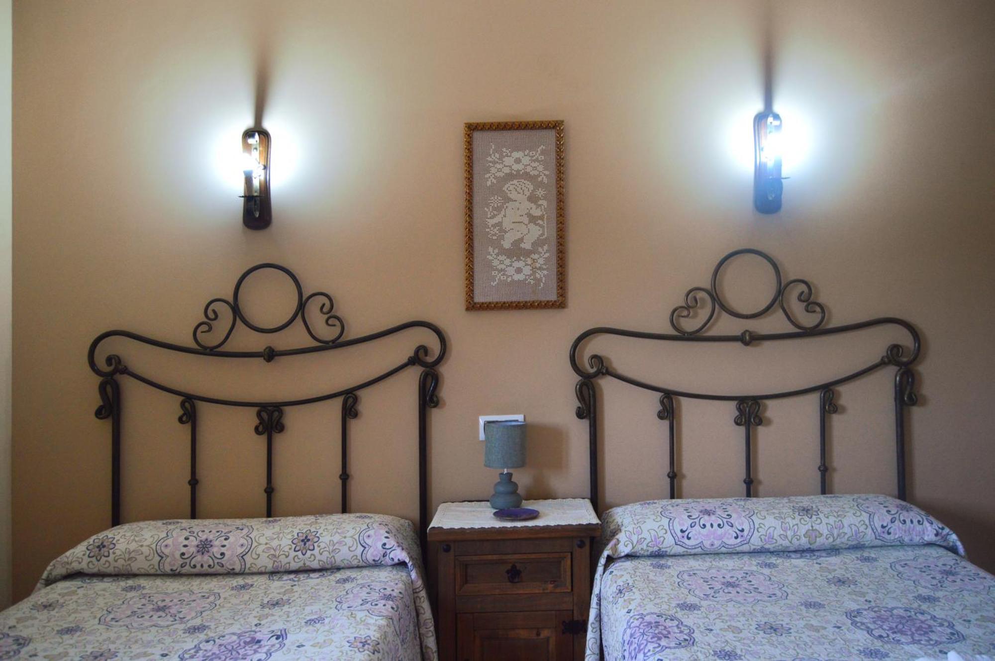 Casa Rural Los Olivos Sotoserrano ภายนอก รูปภาพ