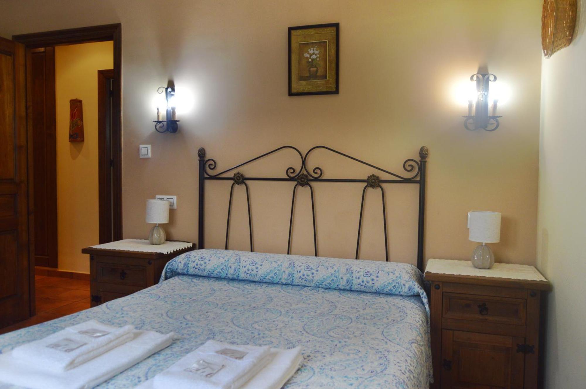 Casa Rural Los Olivos Sotoserrano ภายนอก รูปภาพ