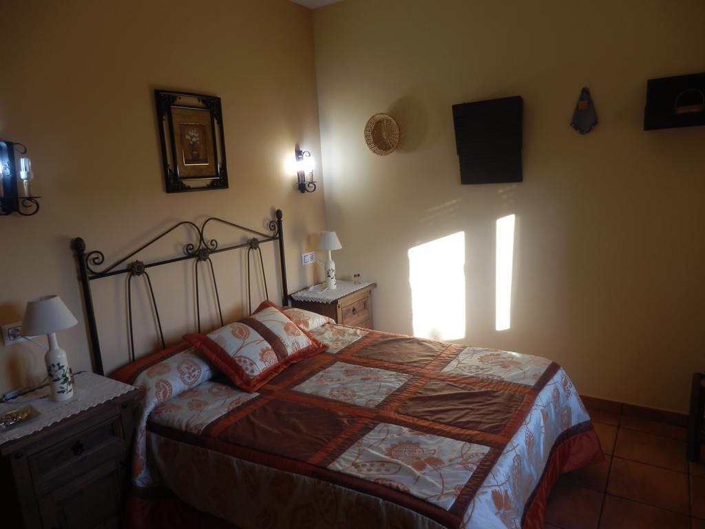 Casa Rural Los Olivos Sotoserrano ภายนอก รูปภาพ